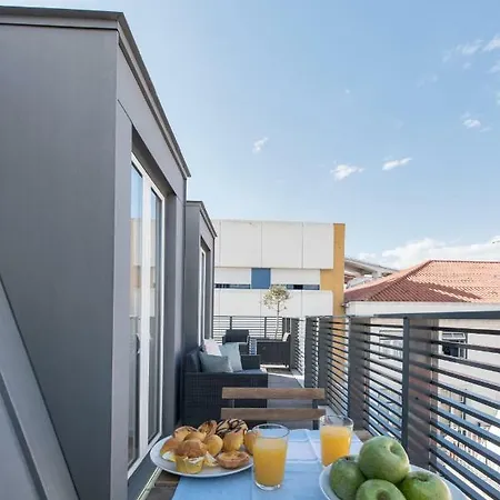 Oliver Apartment