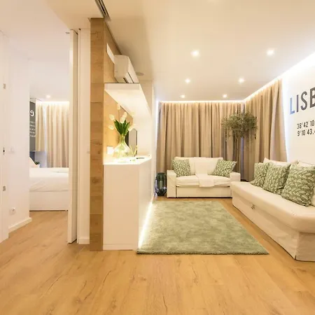 Oliver Apartment