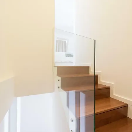 Oliver Apartment